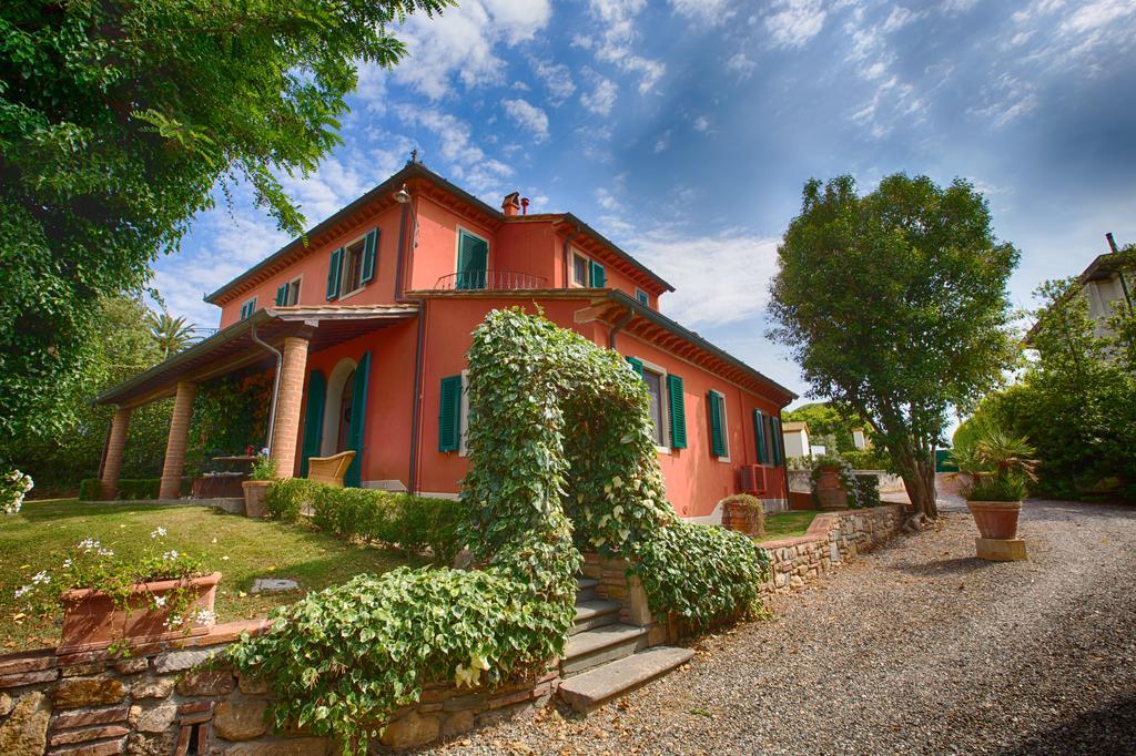 Podere Sant'Antonio Fauglia Exterior photo